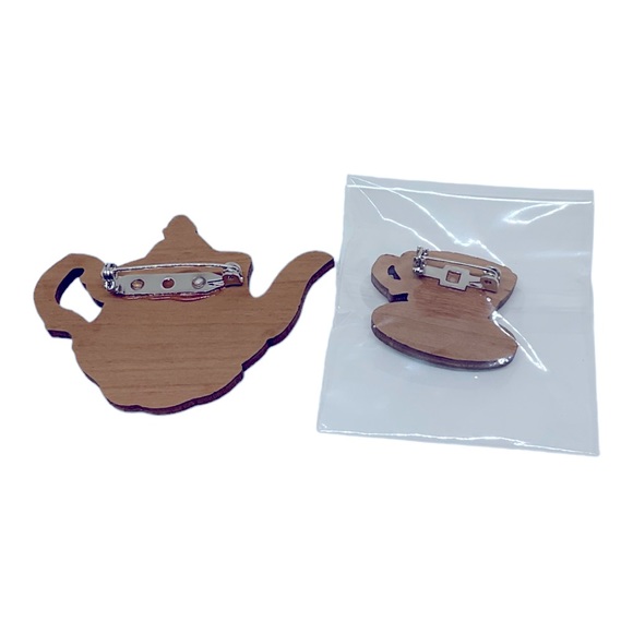 ✨2 for $15✨ Handmade wooden tea set brooches New, never worn. - Picture 2 of 2